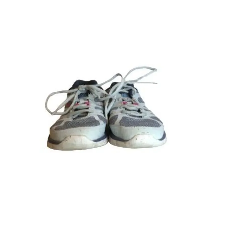 Fila Women’s Athletic Sneakers‎ Shoes Memory Foam Size 8 Gray Pink
